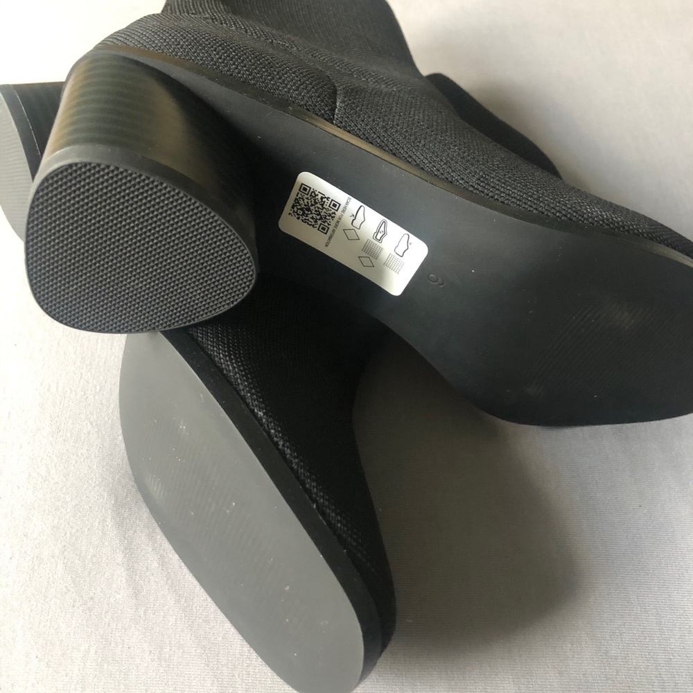 ASOS stretch black boot - Picture 2 of 5
